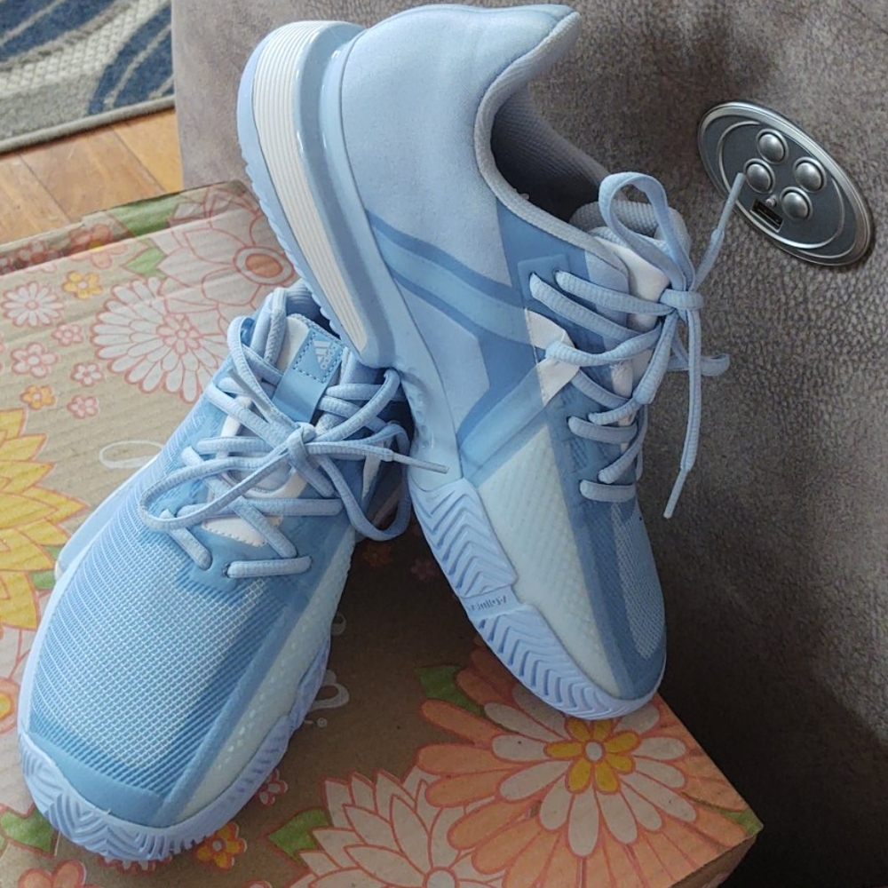 Adidas Bounce track shoes